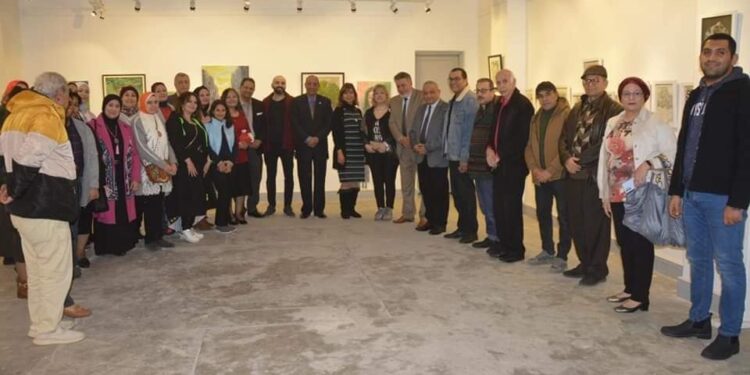 أفتتاح معرض الفنانة التشكيلية الحرة “أميمة عبد العزيز” بعد غياب 38عاما!