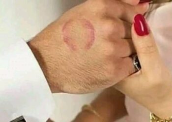 “ومضة عشق…”