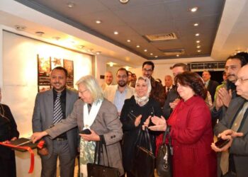 معرض أحمد بيرو للفن التشكيلي