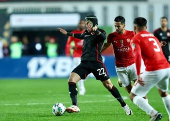 الشياطين الُحمر يفرضون التعادل على »الشباب الكبير«