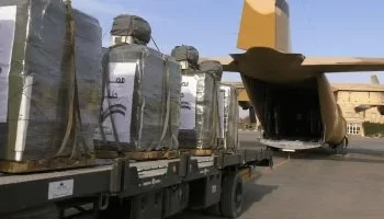 بمساعدة امراتيةاستمرارالإسقاط الجوى من المساعدات الغذائية للشعب الفلسطينى !