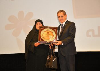 محافظ الغربية يهنئ السيدة “زينب محمود سليمان”!