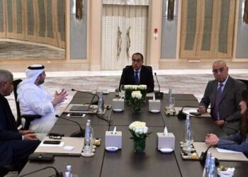 أجتماع رئيس الوزاءووزير الاستثمار الإماراتى و مخططات لمدينة “رأس الحكمة”!!