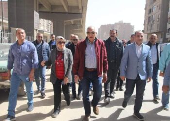 محافظ الجيزة يتفقد المرحلة الثالثة من تطويرترعه المريوطية!