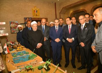 محافظ الغربية ومفتي الديار المصرية يفتتحان معرض ذكرى انتصارات العاشر من رمضان 