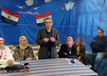 بالصور… وحدة التواصل ودعم المعلمين بتعليم القليوبية تناقش استراتيجيات العمل بالمدارس