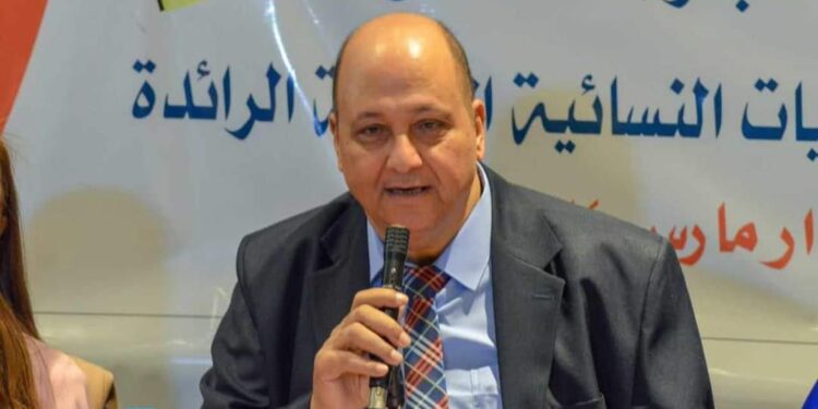 فى عيدها :لماذا أحب المرأه واساندها؟