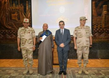 محافظ الغربية يوجه تحية اعزاز وتقدير للشهداء واسرهم في يوم الشهيد