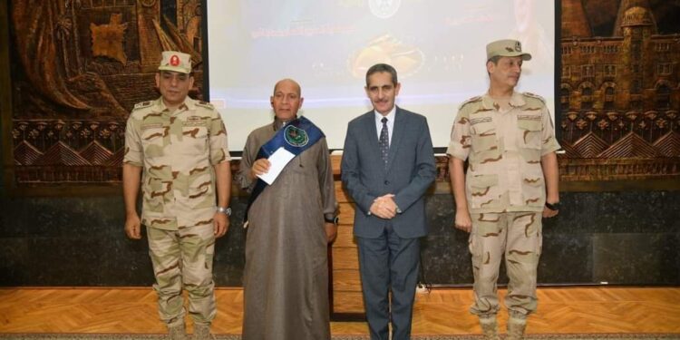 محافظ الغربية يوجه تحية اعزاز وتقدير للشهداء واسرهم في يوم الشهيد