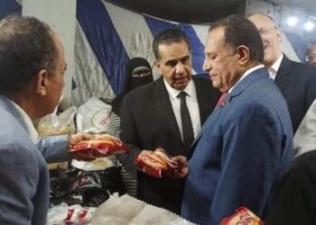 النائب” ابوهميله” يفتتح معرض رمضان