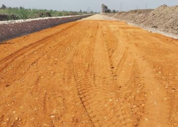 محافظ الغربية يتابع استمرار الأعمال بمحور النعناعية بكفر الزيات