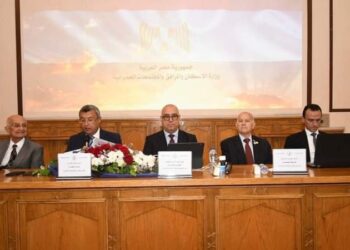 جمعية المهندسين المصرية تُكَرِّمُ الدكتور عاصم الجزار وزير الإسكان وتمنحه العضوية الفخرية!