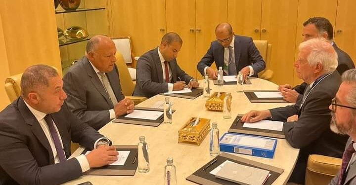 وزير الخارجية يلتقي الممثل الأعلى للشئون الخارجية للاتحاد الأوربى 