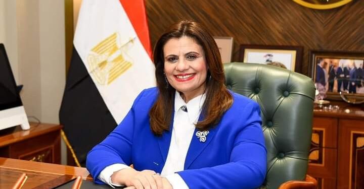 وزارة الهجرة تتلقى ردًا من “التعليم العالي” بشأن توثيق الأوراق الرسمية لعدد من الطلاب العائدين من روسيا