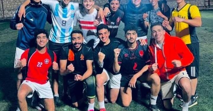 “الساحرة المستديرة”