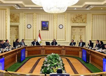 “وزيرالعمل “بيان عن اجازة العاملين بالقطاع الخاص!