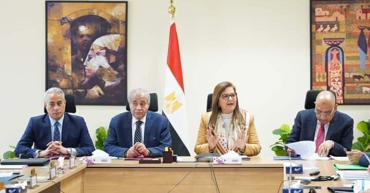 المجلس القومي للأجور يقرر رفع الحد الأدنى للأجور للعاملين بالقطاع الخاص