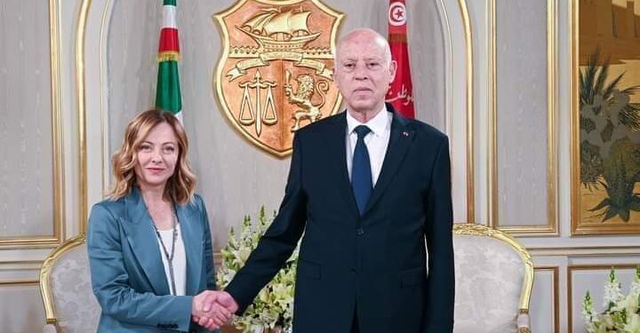 الإتفاقية الممضاة مع الرئيس قيس سعيد و رئيسة الوزراء الإيطالية ميلاني