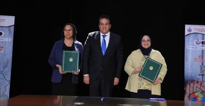 وزير الصحة يشهد توقيع مذكرة تفاهم بين أمانة الصحة النفسية و«أوتيزم سبيكس»