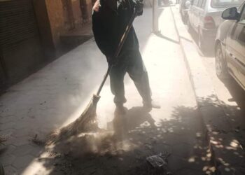 حملة موسعة لإعادة تجميل وانضباط شوارع حي العمرانية 