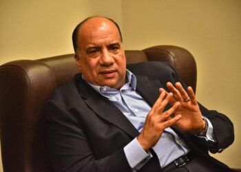 سيد البلد ثالث الدوري والانتقادات تطول العشري بعد التعادل مع سيراميكا بسبب الأداء