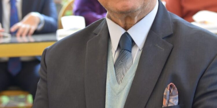 مجالس الأمناء والآباء والمعلمين بمراحل التعليم المختلفة بين الواقع والمأمول!!