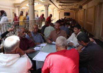 الجيزة و مبادرة “امسك قلمك واتعلم”..والعمل على خفض معدلات الأمية !!