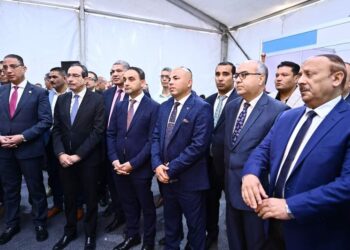 محافظ الفيوم ورئيس جامعة الفيوم يكرمان المهندس هيثم حسين 