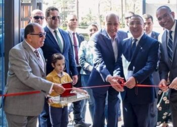 محافظ الإسكندرية يفتتح مبني جديد لشركة بالم سيتي