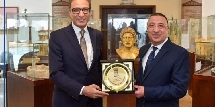 محمد الشريف و اسلام عفيفي يبحثان سبل التعاون المشترك