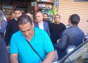 الأجهزة التنفيذية شنت حملات للتفتيش على المنشآت العامة والأسواق