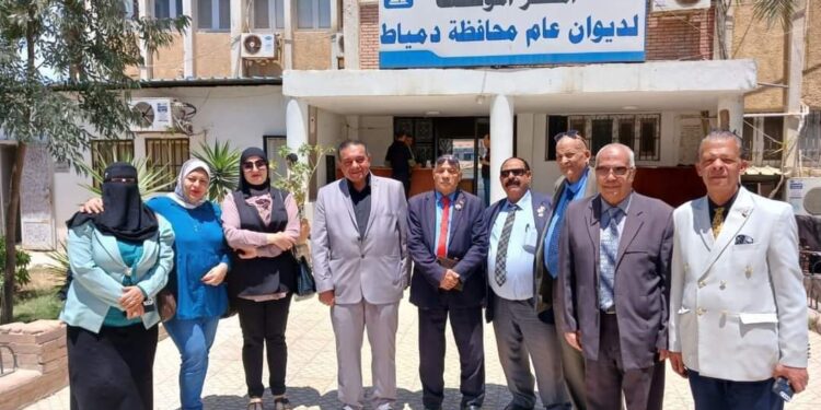 أصحاب المعاشات فى ضيافة سكرتير عام محافظة دمياط 