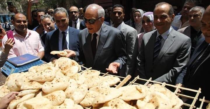 محافظ الجيزة ورئيس جهاز حماية المستهلك يقودان حملة رقابية على المخابز