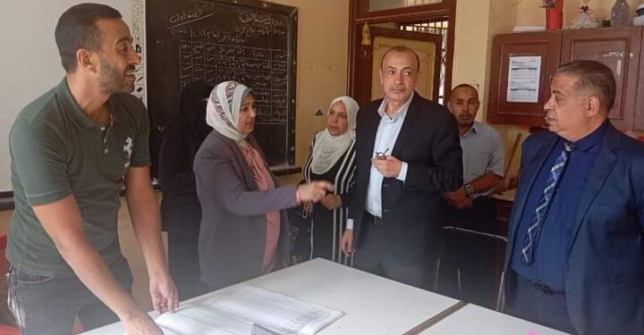 وكيل تعليم الجيزة تتابع اللجان بإدارتى البدرشين والحوامدية التعليمية