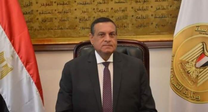 وزير التنمية المحلية يتلقي تقريراً عن جهود مباردة ” سند الخير”على مدار 100 أسبوع 