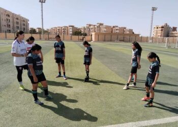 تحت شعار “ألف بنت ألف حلم” مركز تدريب الفتيات يواصل نشاطه 