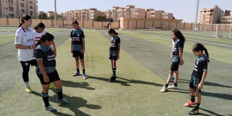 تحت شعار “ألف بنت ألف حلم” مركز تدريب الفتيات يواصل نشاطه