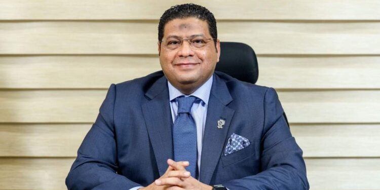 عضو بلجنة التطوير العقاري يدعو لتيسيرات في تسجيل العقارات