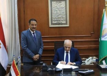 محافظ الجيزة يعتمد نتيجة امتحان الشهادة الإعدادية بنسبة نجاح % 87,0