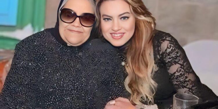 إيمان ناجي تودع والدتها بكلمات حزينة وتعلن موعد صلاة الجنازة