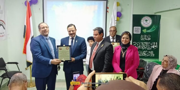 “في حب مصر ” ندوة ولا اروع ينظمها كيان شباب الوطن للريادة والتنمية