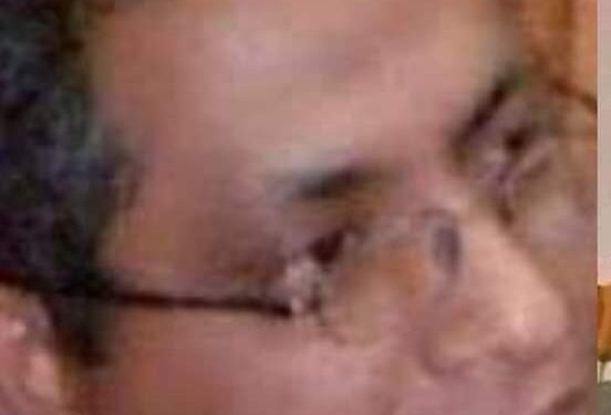 “أدونيس يؤدب شوقي”