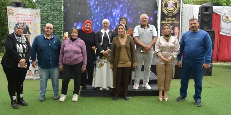  حفل عيد اليتيم وتكريم امهات الشهداء وأمهات الاطفال ذوي الاحتياجات الخاصة تحت رعاية مركز السلام