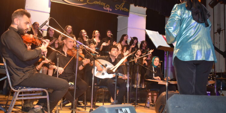 حفل غنائي لفرقة “غنيلي” بمسرح مركز الحرية للإبداع