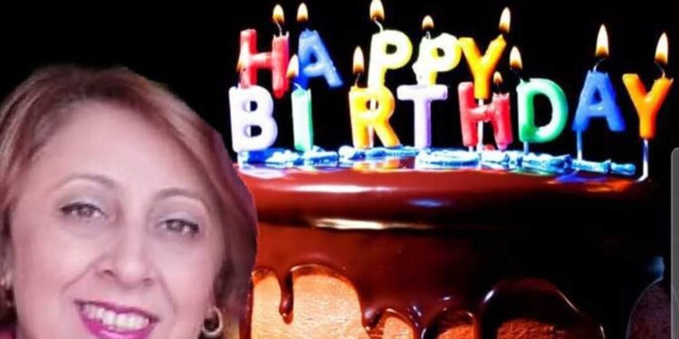 *عبير الورد*