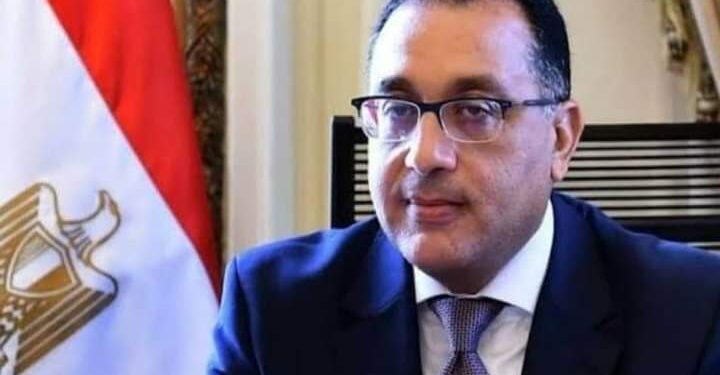 الرئيس السيسي يكلف رئيس الوزراء بتشكيل حكومة جديدة