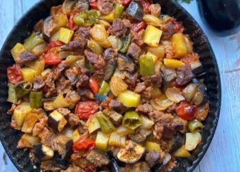 تورلى باللحم مع الخضار