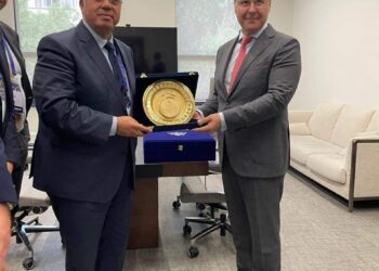 وزير التعليم العالى يلتقي نظيره الروسي لتعزيز التعاون المُشترك