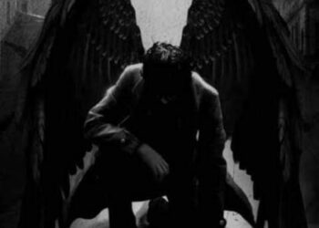 “عدنا غرباء “