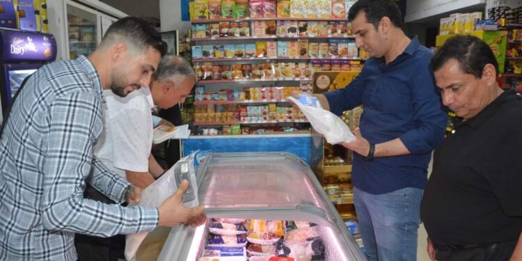 ضبط لحوم وسلع غذائية فاسدة غير صالحة للاستهلاك الادمي بالغربية !